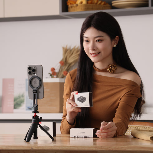 【Ulanzi】Maglock 1/4 コールドシュー付きスマホホルダー