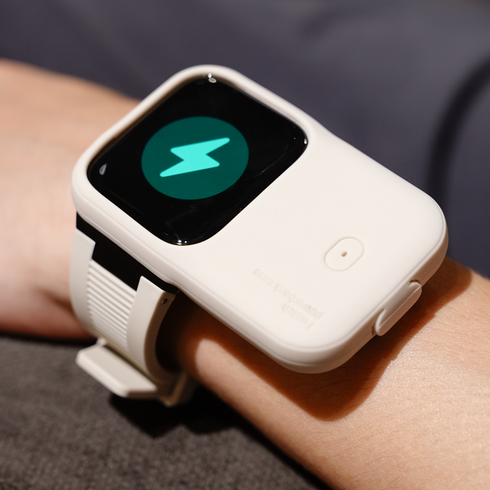 スマートチャージシリコンケース【アップルウォッチケース】